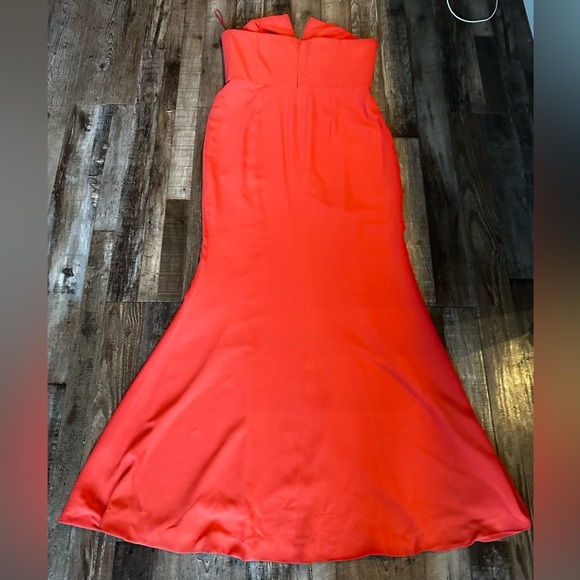 Dress the Population Fernanda Strapless Evening Gown in Poppy Size XXL - Picture 4 of 4